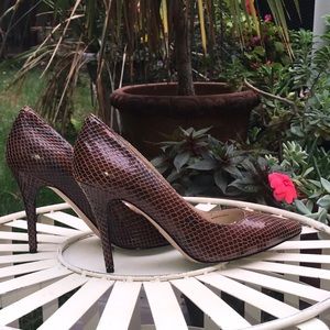 White House Black Market Brown Exotic Print Pumps Size 7.5 New